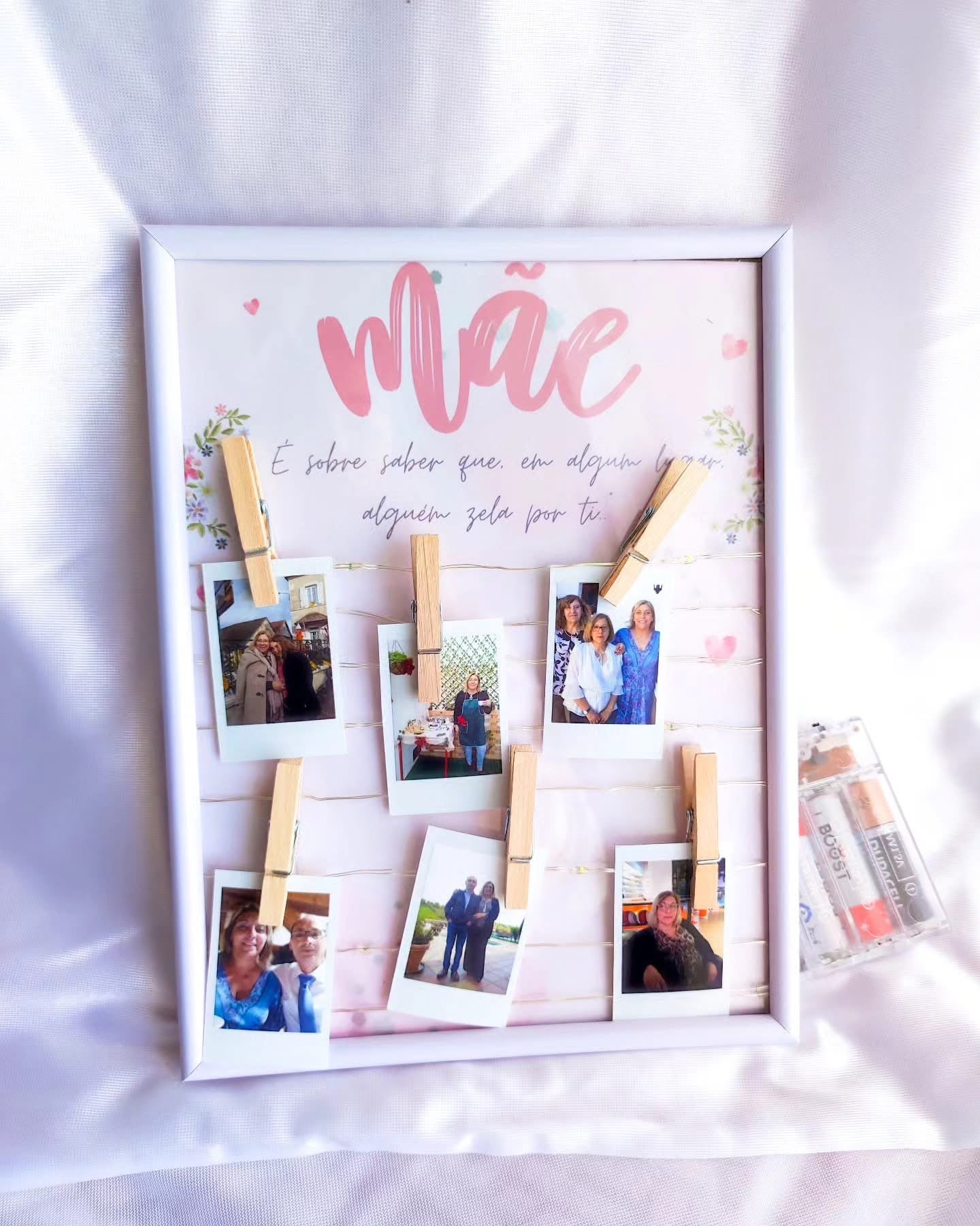 Quadro Polaroids com Luzes