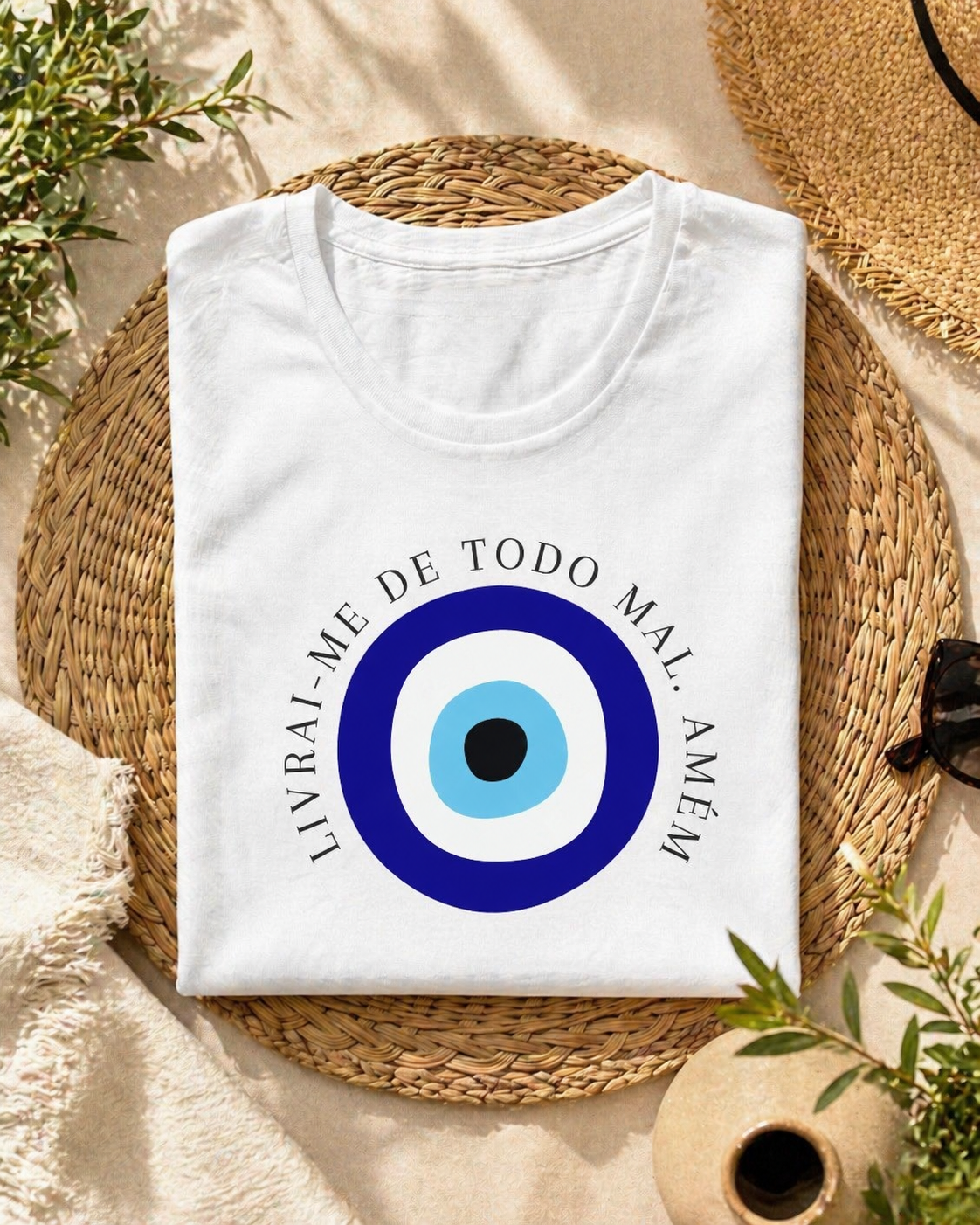 T-shirt "Livrai-me de todo mal.. Amén"